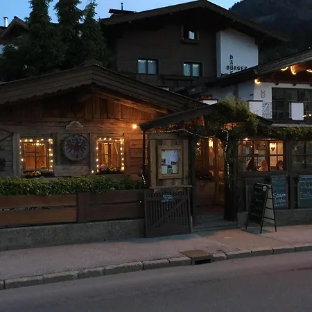 's Gasthaeusl Apartman Kirchberg in Tirol