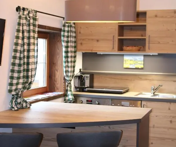 's Gasthaeusl Appartement *